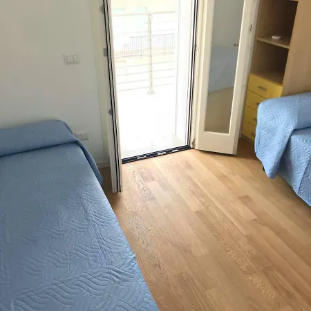 Appartamento Nuovissimo - 150 Metri Dal Mare - Piazza Marina *